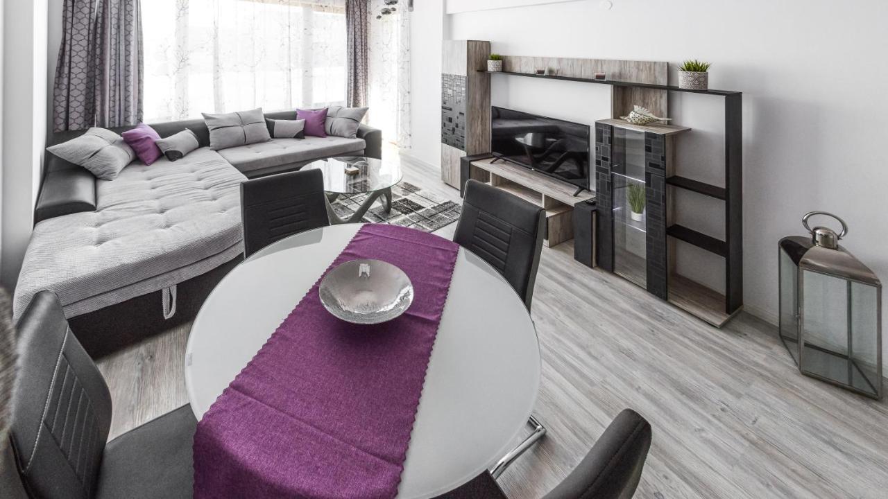 Next To Gondola. Cosy & Elegant 2 Bedroom Apartment In Neon Complex Bansko Exterior photo